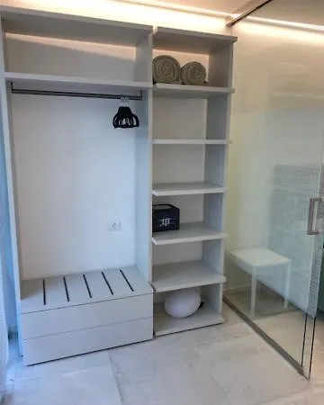 Apartment Velar