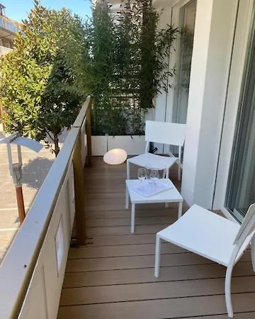 Velar * Lignano Sabbiadoro